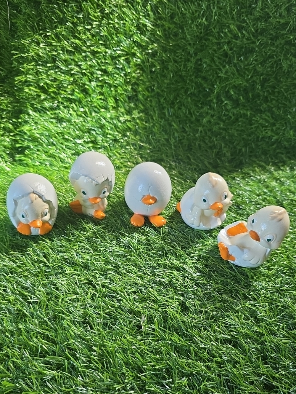 Vintage EASTER CHICK HATCHLINGS Figurines Set Of 5 Ceramic